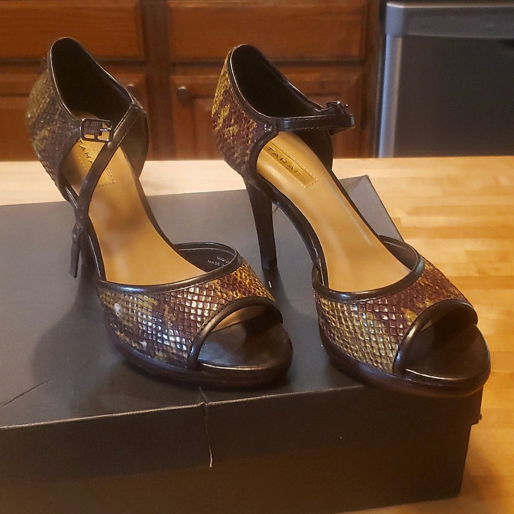 Tahari heels